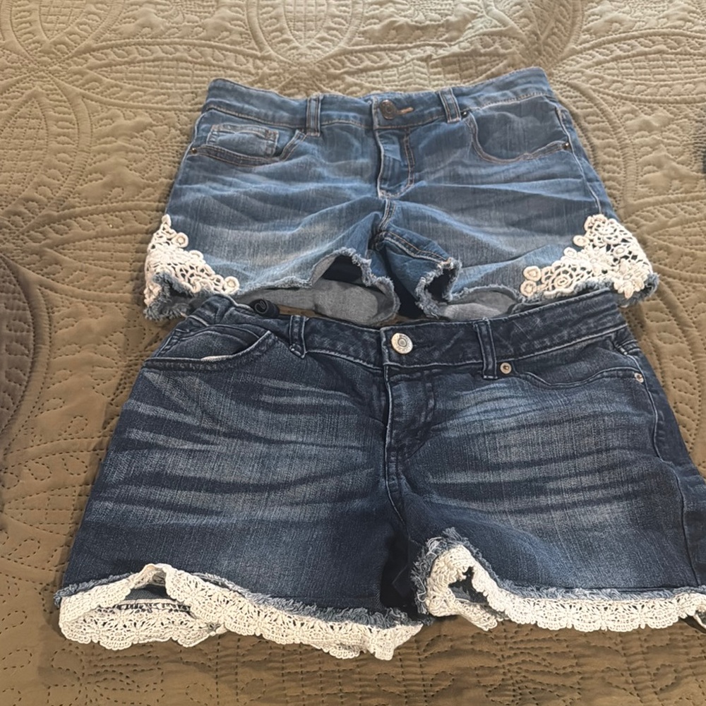 2 Pairs Cat & Jack Blue Lace Trim Denim Shorts